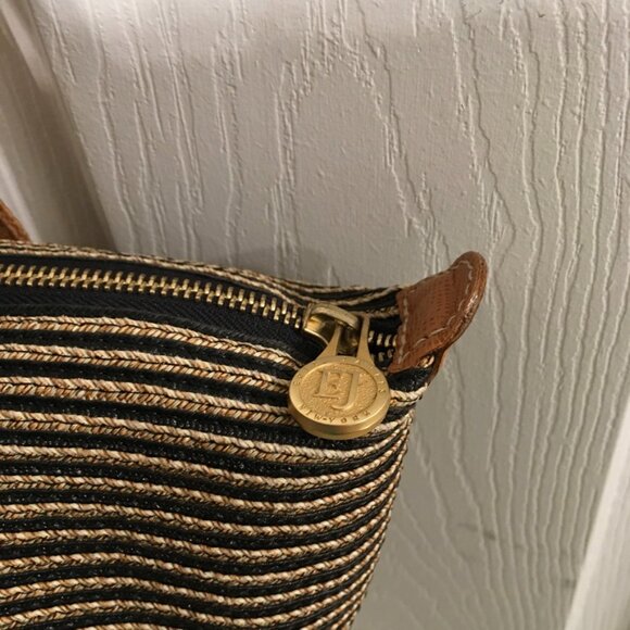 Eric Javits Squishee Woven Straw Shoulder Bag Leather Trim - Picture 7 of 12